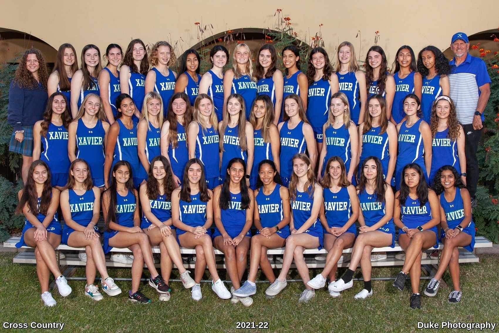 Cross Country Team pic 2021-22 for website